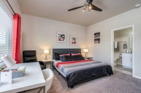 North Stone - Private Room in House